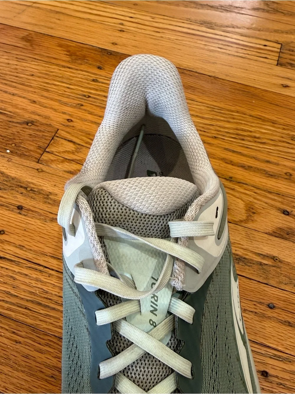 Altra Green Torin 8
